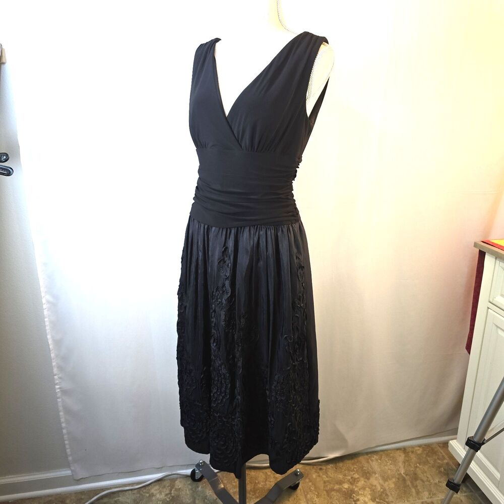 Eliza J Black Cocktail Dress Ruched Waist V-neck Sleeveless Applique Detail LBD